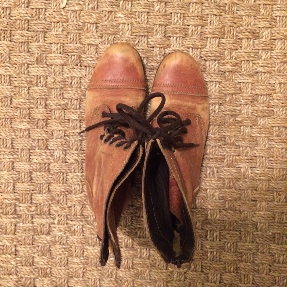 Lace up Boots